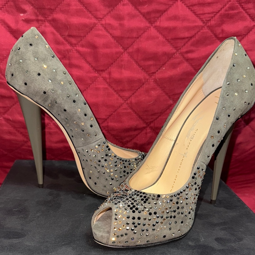Giuseppe Zanotti Gray Studded Peep-Toe Heels